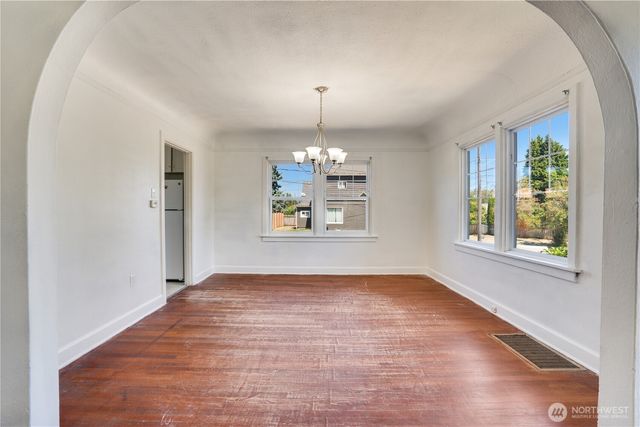 1102 S Anderson Street, Tacoma, WA 98405