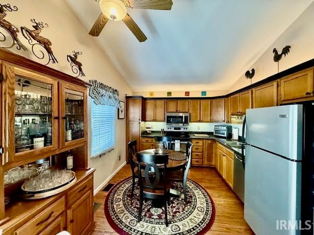 3829 S Laurel Court, Bloomington, IN 47401