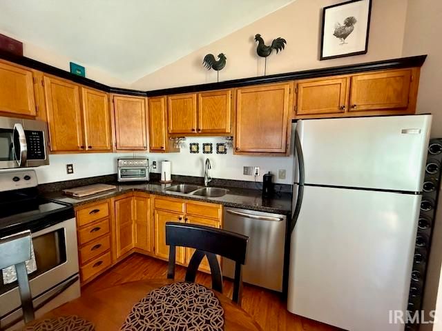 3829 S Laurel Court, Bloomington, IN 47401