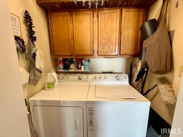 3829 S Laurel Court, Bloomington, IN 47401