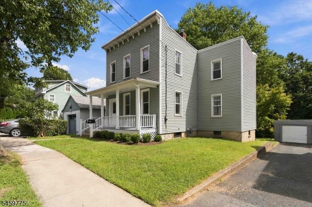 13 Malcolm St, Morristown Town, NJ 07960