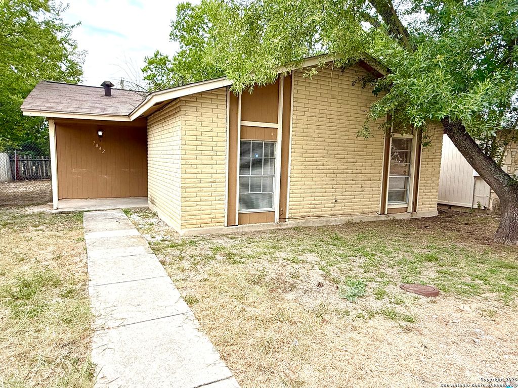 7042 Oldham, San Antonio, TX 78239