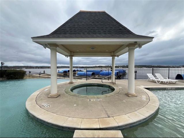 10888 Dauphine Street, Willis, TX 77318