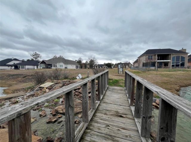 10888 Dauphine Street, Willis, TX 77318