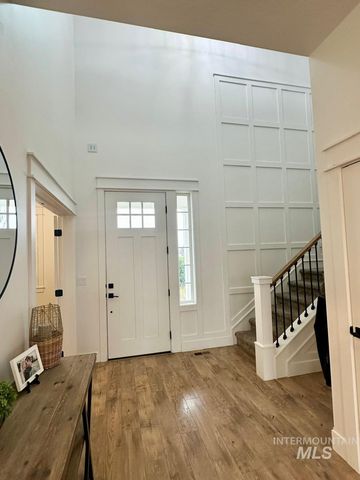 10082 Riverbend Pl, Middleton, ID 83644