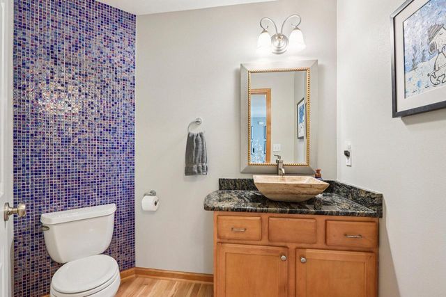 1936 Foxcroft LANE, Waukesha, WI 53189