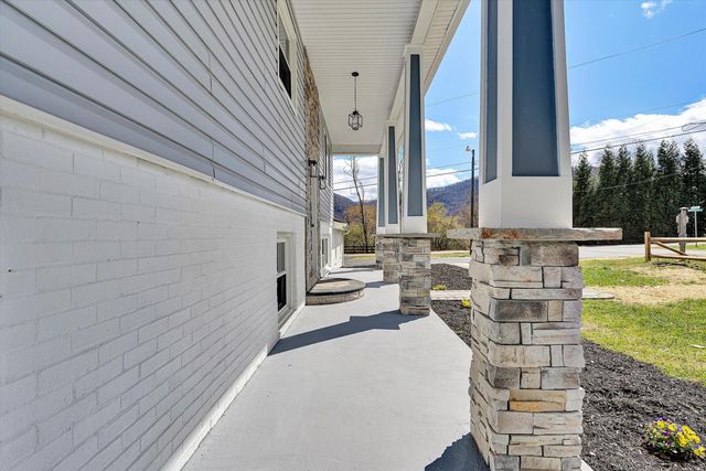 5409 Windermere WAY, Hardy, VA 24101