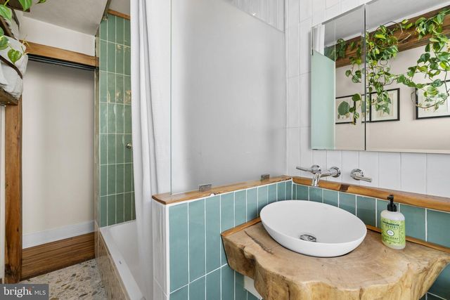 3819 HICKORY AVE, Baltimore, MD 21211