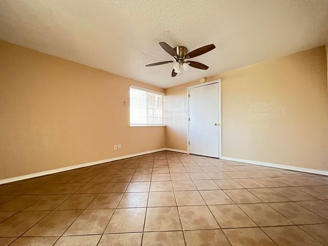 2713 Fir Street B, El Paso, TX 79925