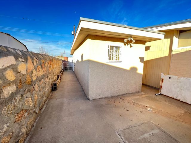 2713 Fir Street B, El Paso, TX 79925