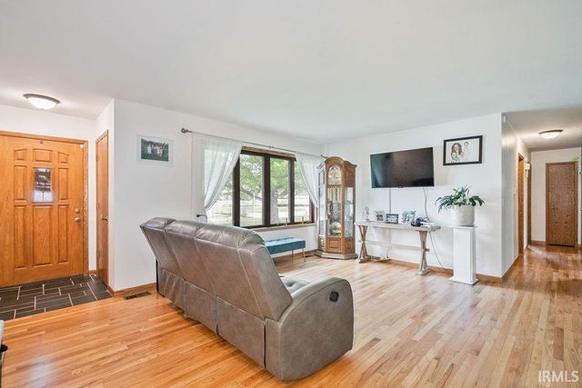 1515 PONTIAC Drive, Kokomo, IN 46902