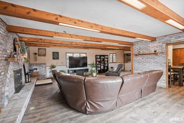1515 PONTIAC Drive, Kokomo, IN 46902