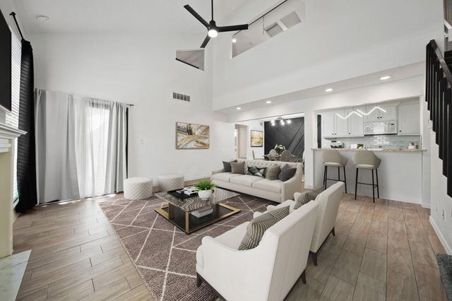 8100 Cambridge Street 61, Houston, TX 77054