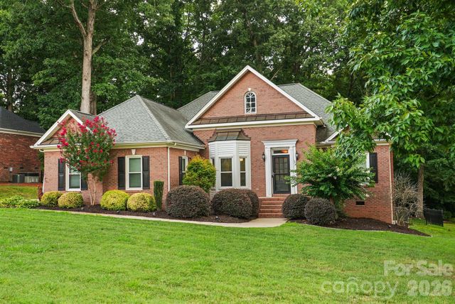 4437 Shannamara Drive, Matthews, NC 28104
