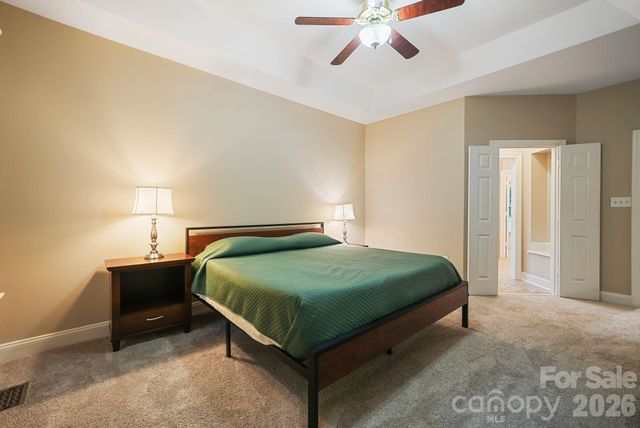 4437 Shannamara Drive, Matthews, NC 28104