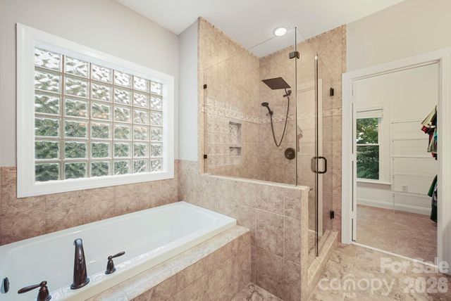4437 Shannamara Drive, Matthews, NC 28104