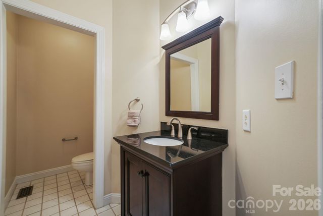 4437 Shannamara Drive, Matthews, NC 28104