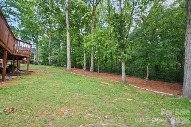 4437 Shannamara Drive, Matthews, NC 28104