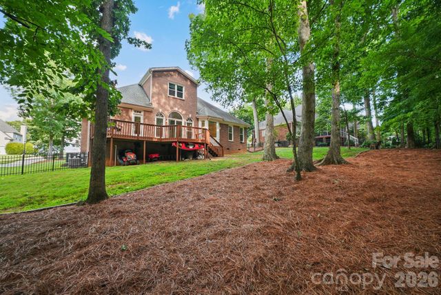 4437 Shannamara Drive, Matthews, NC 28104