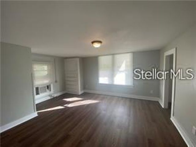 510 PENNSYLVANIA AVENUE B, St Cloud, FL 34769