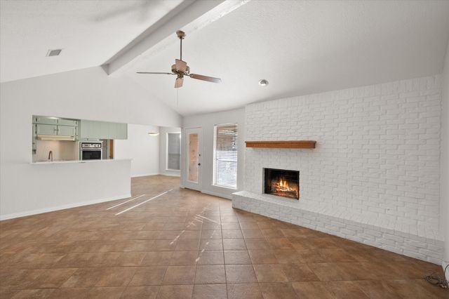 1106 Almond Drive, Mansfield, TX 76063