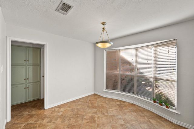 1106 Almond Drive, Mansfield, TX 76063