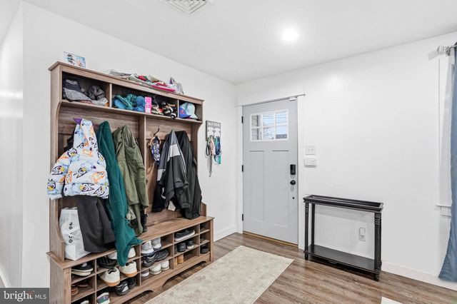 422 CHAPEL AVE E, Cherry Hill, NJ 08034