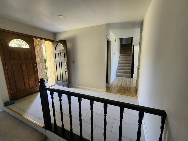 100 Yellowood Place, Pittsburg, CA 94565