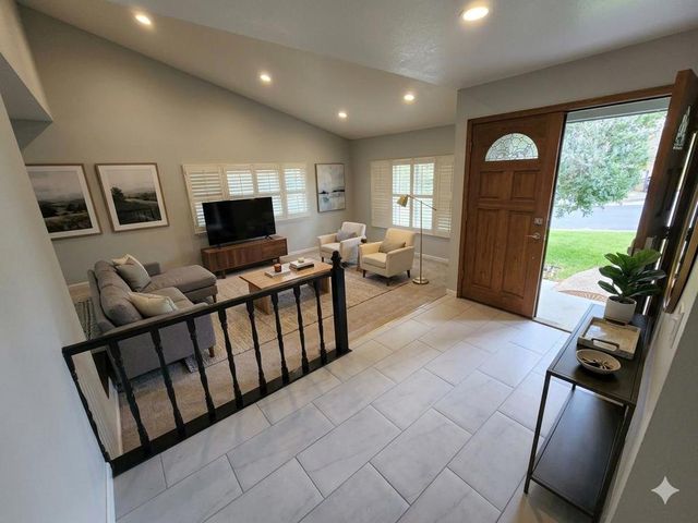 100 Yellowood Place, Pittsburg, CA 94565