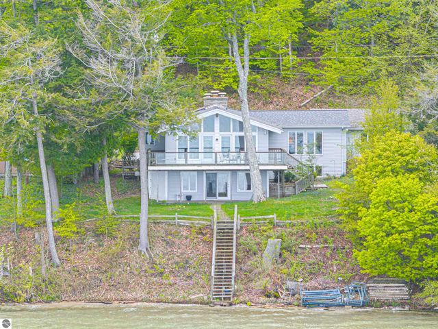 6514 Beech Tree Road, Glen Arbor, MI 49636