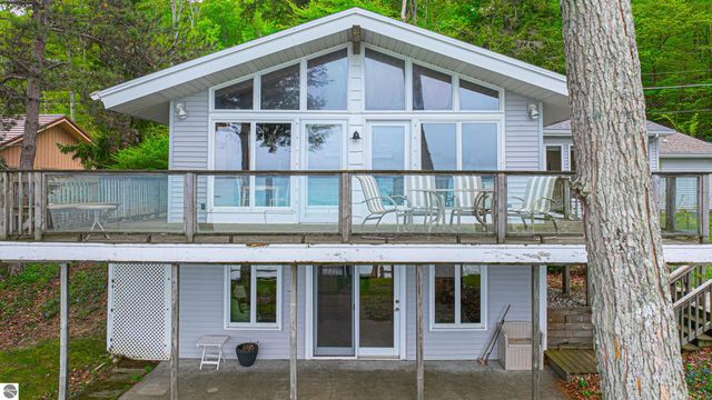 6514 Beech Tree Road, Glen Arbor, MI 49636