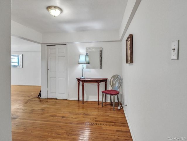 118-60 Metropolitan Avenue 1A, Kew Gardens, NY 11415