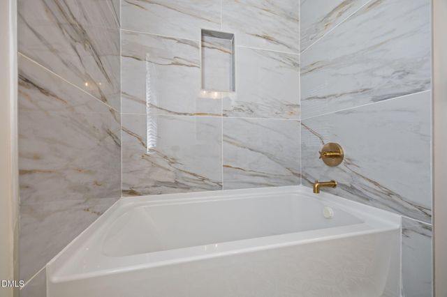 105 E Murray Avenue, Durham, NC 27704