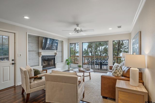 15531 Wilkinson Dr, Tyler, TX 75707