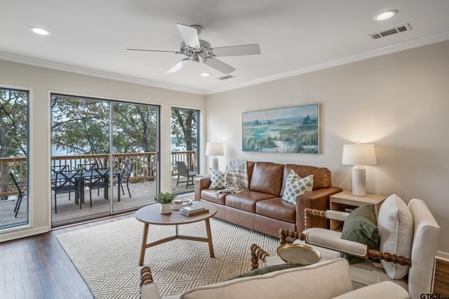 15531 Wilkinson Dr, Tyler, TX 75707