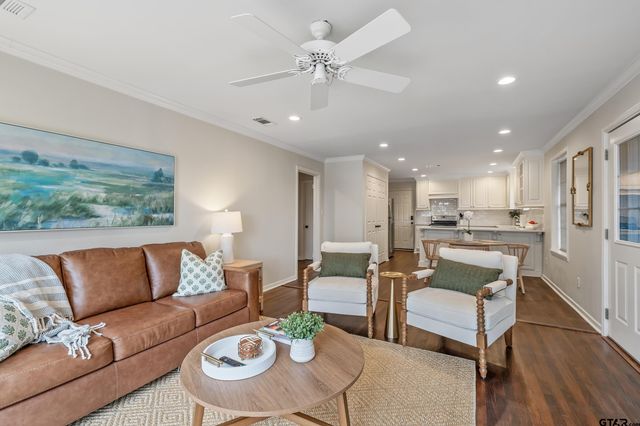 15531 Wilkinson Dr, Tyler, TX 75707