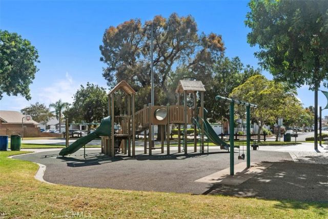 11649 Malden, Cypress, CA 90630