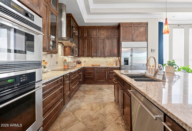 7639 W LIBBY Street, Glendale, AZ 85308