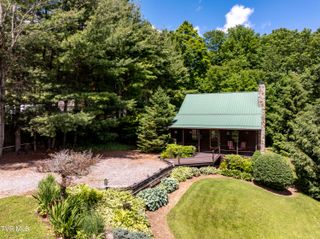 538 Burbank Road, Roan Mountain, TN 37687