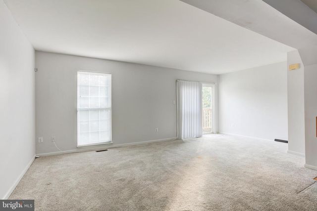 4014 FOUNTAIN BRIDGE CT, Fredericksburg, VA 22408