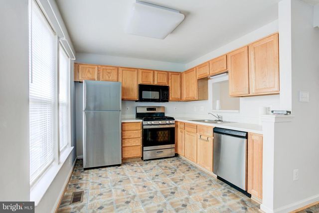 4014 FOUNTAIN BRIDGE CT, Fredericksburg, VA 22408