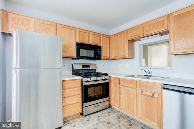 4014 FOUNTAIN BRIDGE CT, Fredericksburg, VA 22408