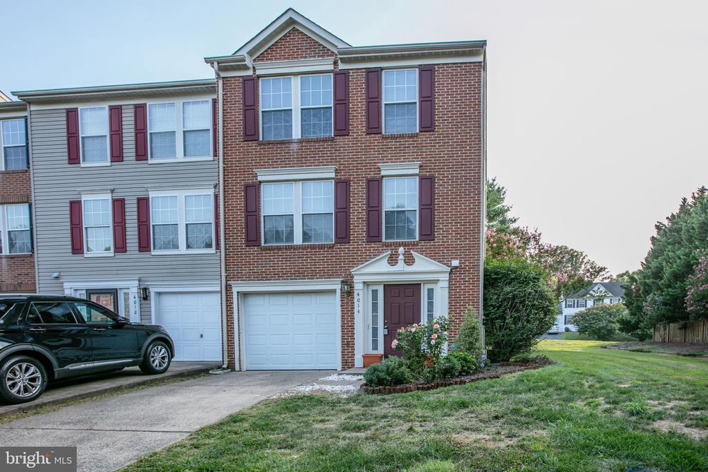 4014 FOUNTAIN BRIDGE CT, Fredericksburg, VA 22408