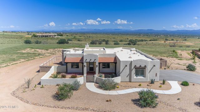 6397 E Red Oak Circle, Hereford, AZ 85615