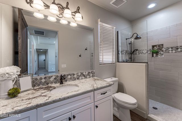 6397 E Red Oak Circle, Hereford, AZ 85615