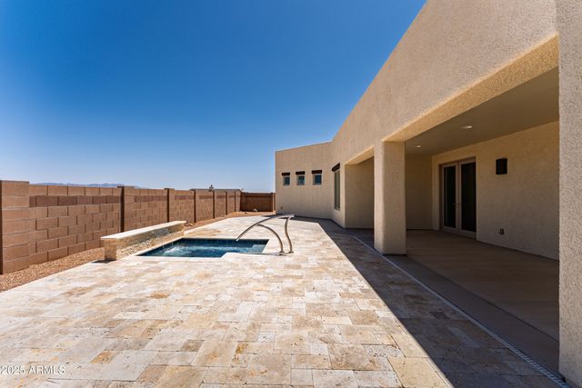 6397 E Red Oak Circle, Hereford, AZ 85615