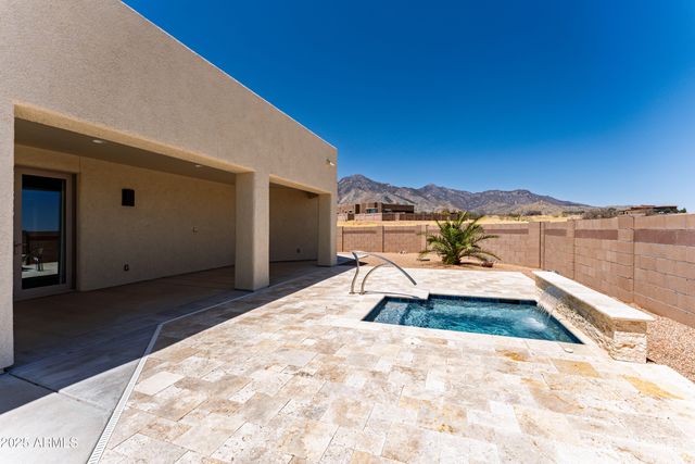 6397 E Red Oak Circle, Hereford, AZ 85615