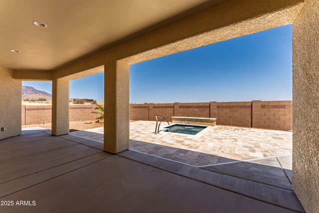 6397 E Red Oak Circle, Hereford, AZ 85615