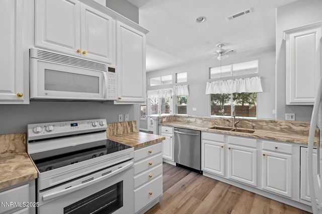 412 Sierra Leaf Circle, Reno, NV 89511