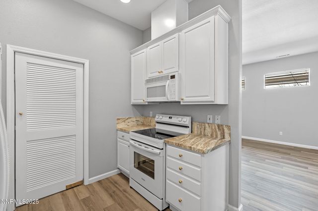 412 Sierra Leaf Circle, Reno, NV 89511